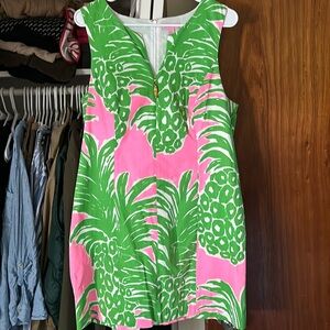 EUC Lilly Pulitzer Mila shift in Pink Pout Flamenco Pineapple